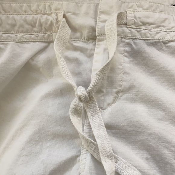 🆑️White Drawstring Cotton Capri Pant - Picture 9 of 10
